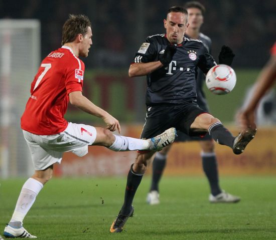 只有通过多 只有通过多